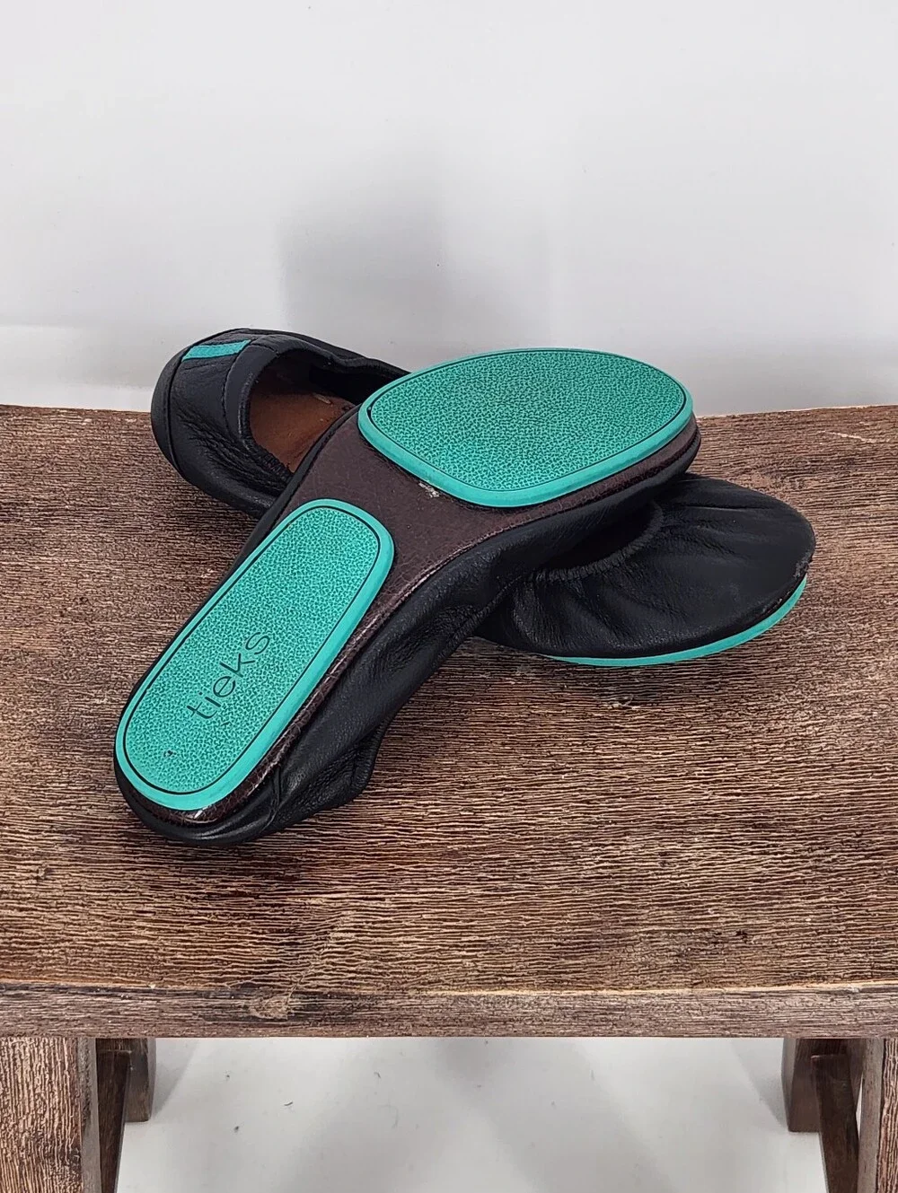 Tieks Black Leather Slip-on Ballet Flats Sz 7